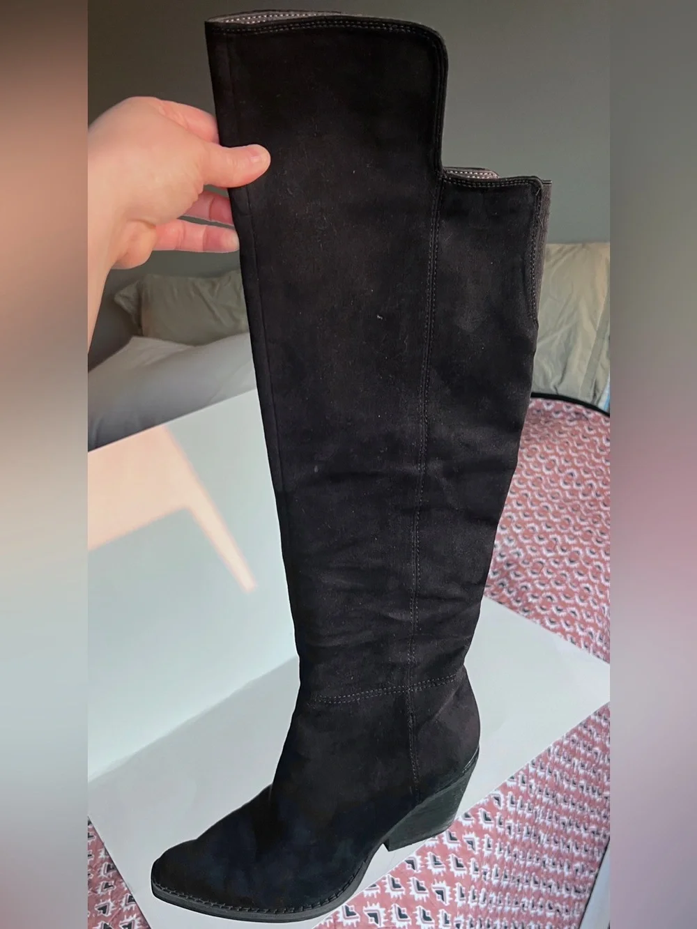 Black Over-the-Knee Suede Boots
